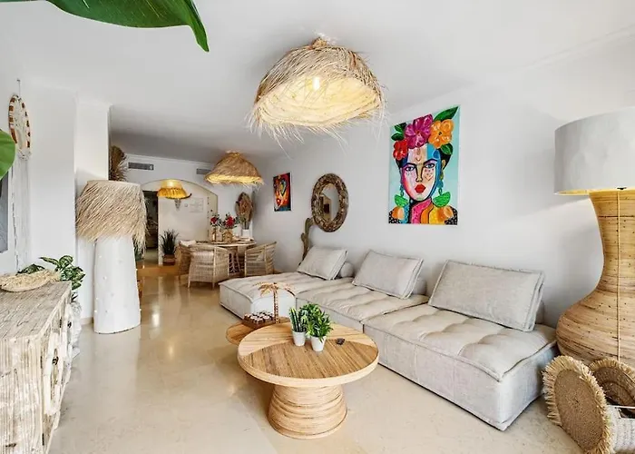 Standing In * Marbella