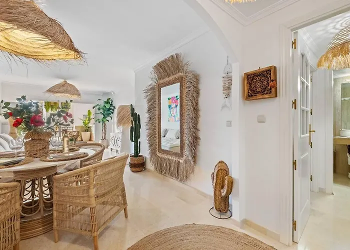 Standing In Apartament Marbella