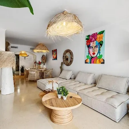 Standing In * Marbella